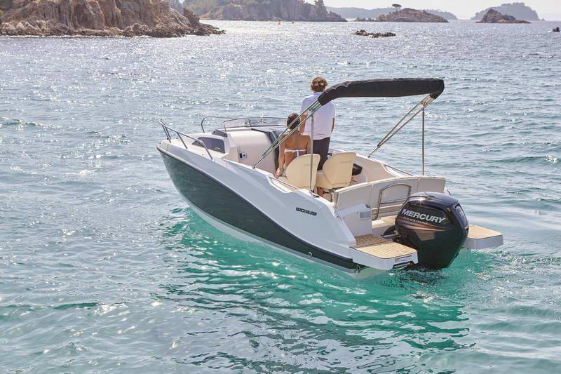 Quicksilver Activ 555 Cabin Exterior 1