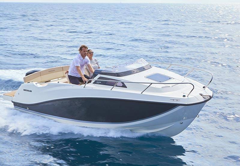 Quicksilver Activ 555 Cabin Exterior 5