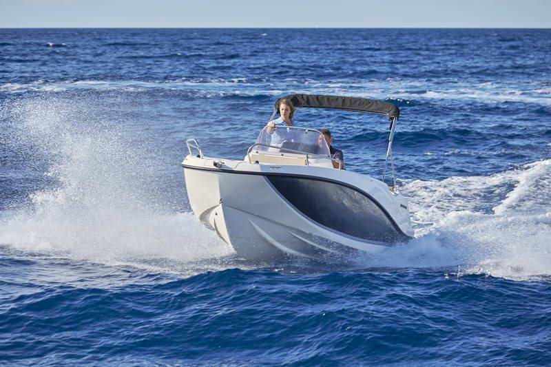 Quicksilver Activ 605 Open Exterior 2