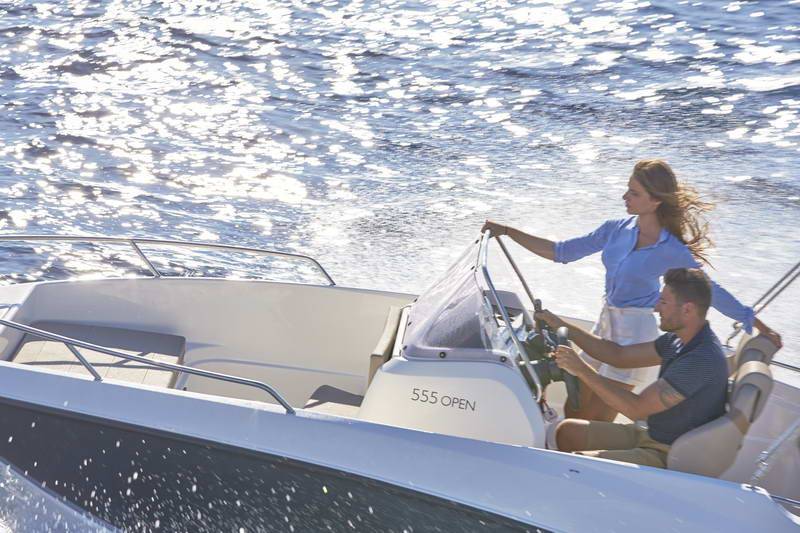 Quicksilver Activ 555 Open Exterior 6