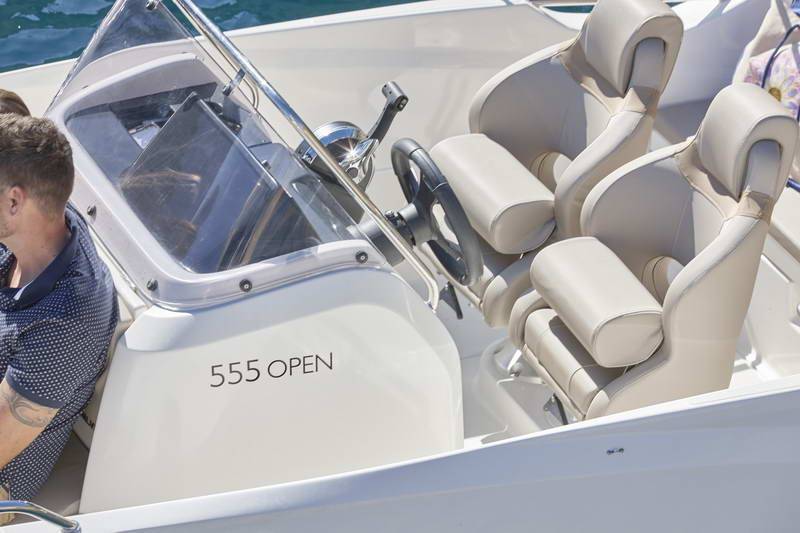 Quicksilver Activ 555 Open Interior 1