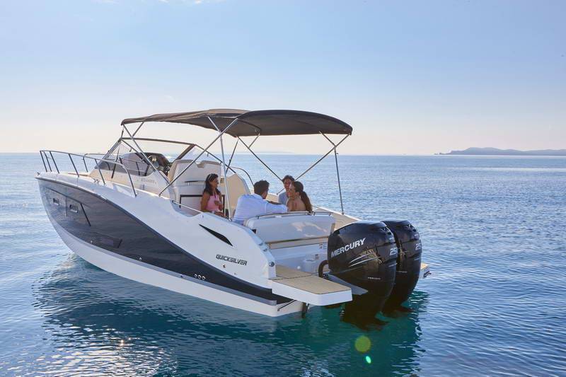 Quicksilver Activ 875 Sundeck Exterior 5