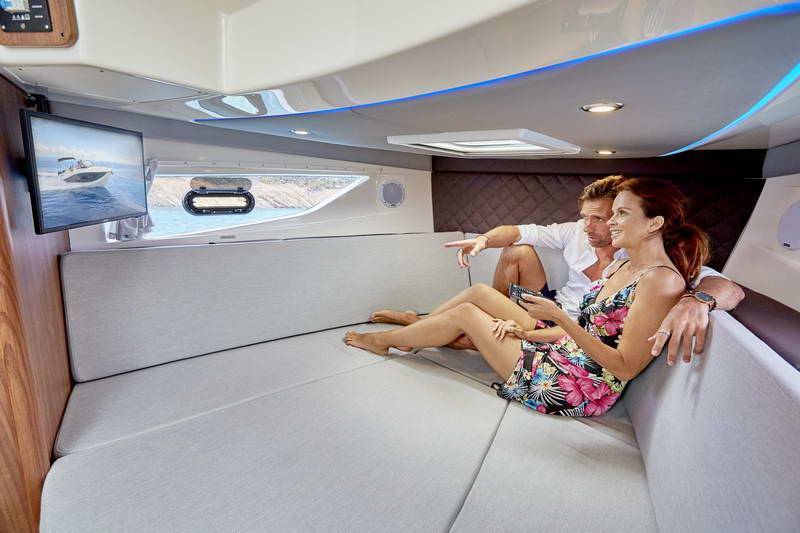 Quicksilver Activ 875 Sundeck Interior 4