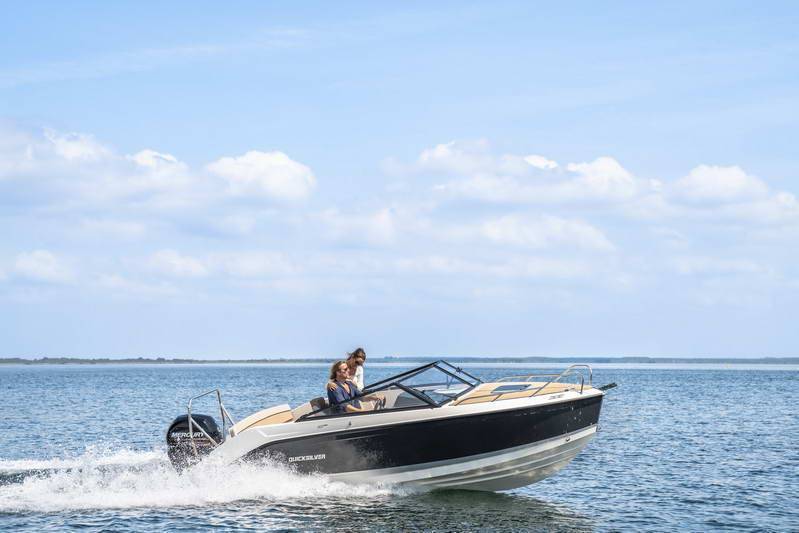 Quicksilver Activ 605 Cruiser Exterior 6