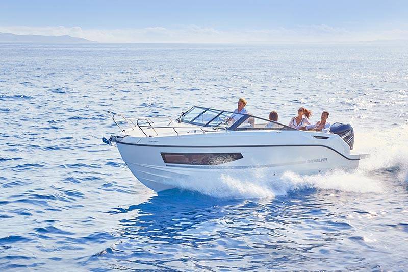 Quicksilver Activ 755 Cruiser Exterior 2