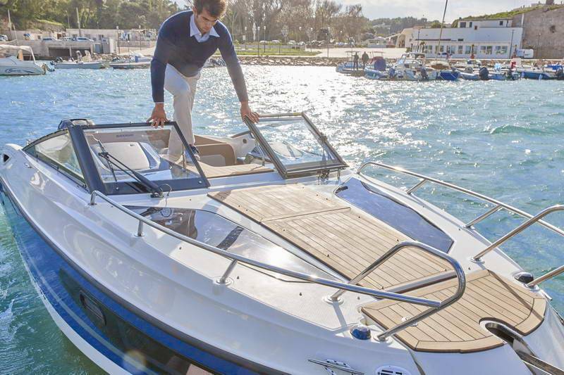 Quicksilver Activ 755 Cruiser Exterior 4