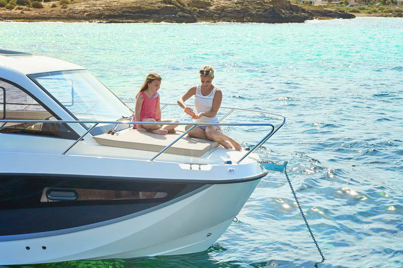 quicksilver weekend 755 exterior 25