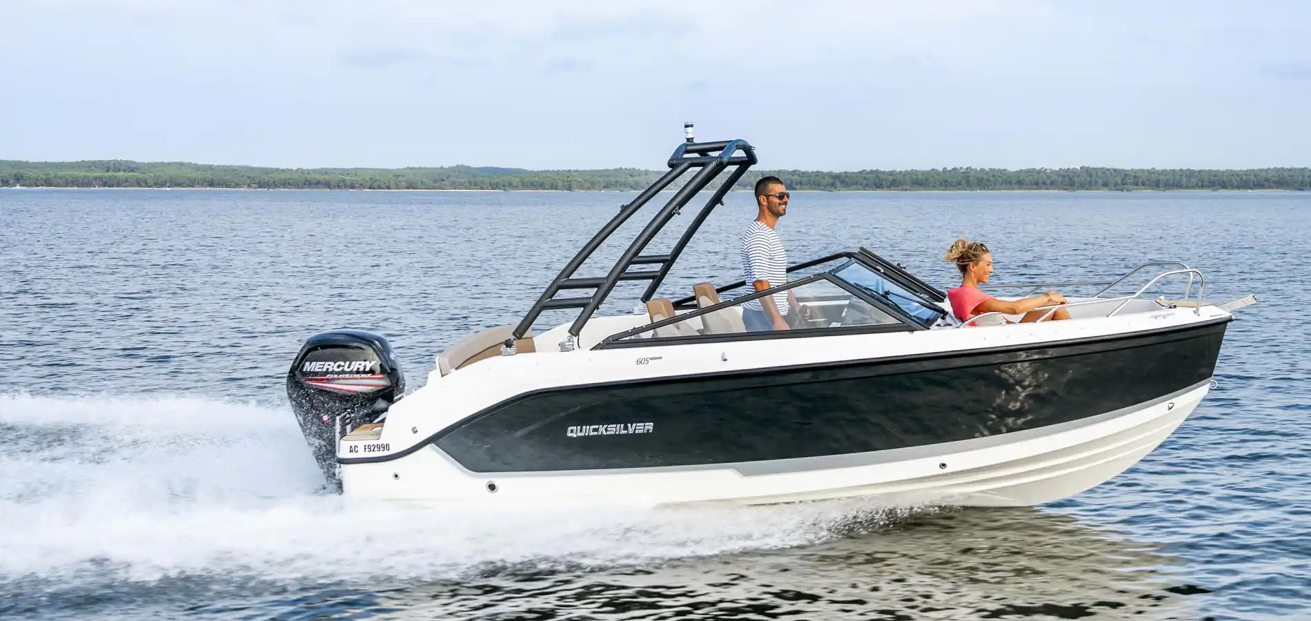 Quicksilver Bowrider Activ 605 main